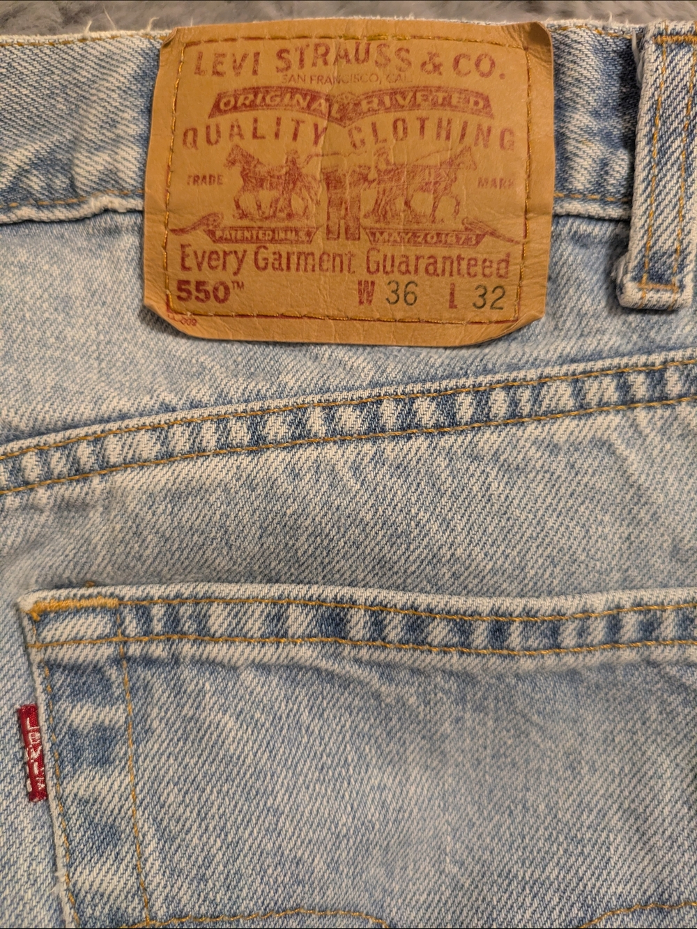Levi's Men's 550 Relaxed Fit Jeans W36 X L32 - Picture 5 of 6